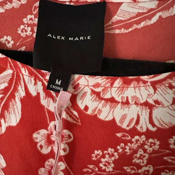Alex Marie Woven Short Sleeve Blouse Red Tiger Lily NWT Size Medium - Picture 4 of 5